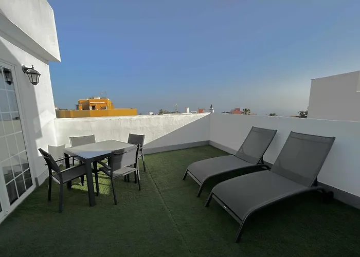 Atico Eloy Delgado * Σαν Μιγκέλ ντε Αμπόνα