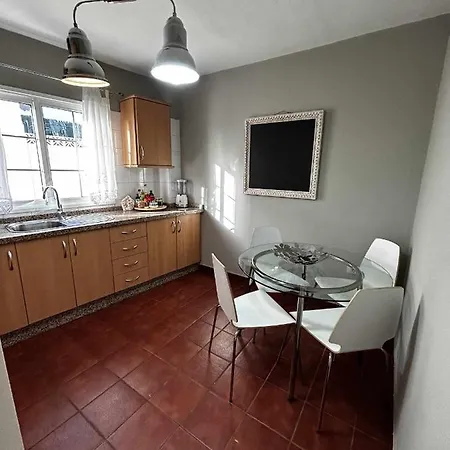 Atico Eloy Delgado Apartman *